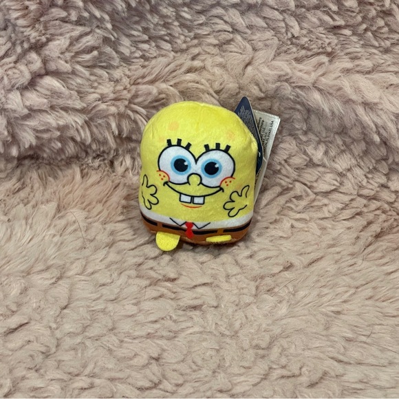 Two cartoon mini plushies - Picture 2 of 2